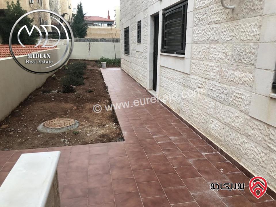 شقة ارضية فارغة للايجار في عمان - الرابية مساحة 125م مع ترس و حديقة 100م سوبر ديلوكس تصلح للعرسان بسعر مميز