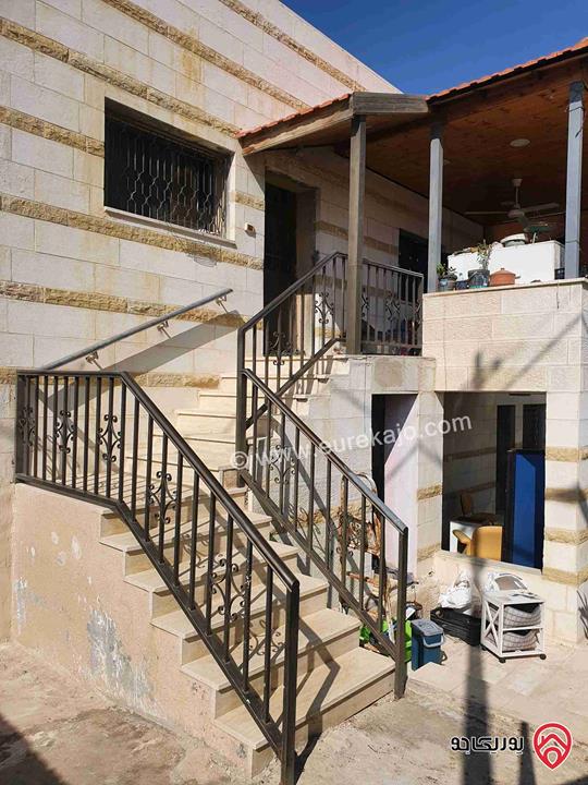 منزل طابقين مساحة 140م على ارض 500م للبيع في عمان - مرج الحمام منطقة الطبقة قرب ترخيص غرب عمان