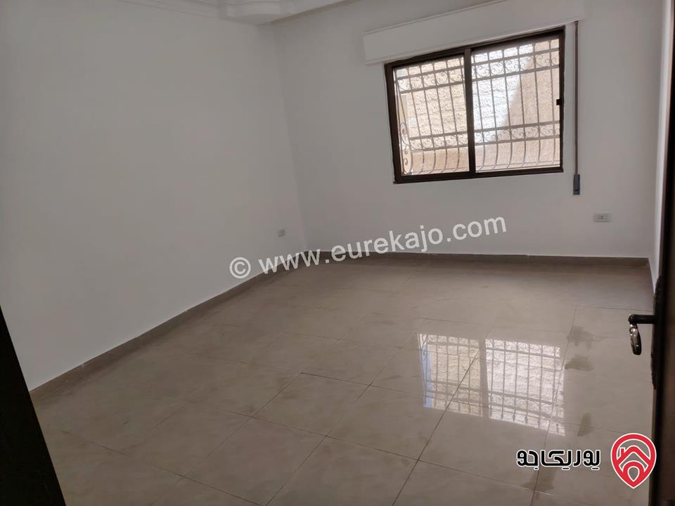 شقة مساحة 111م طابق أول للبيع في عمان - طبربور 