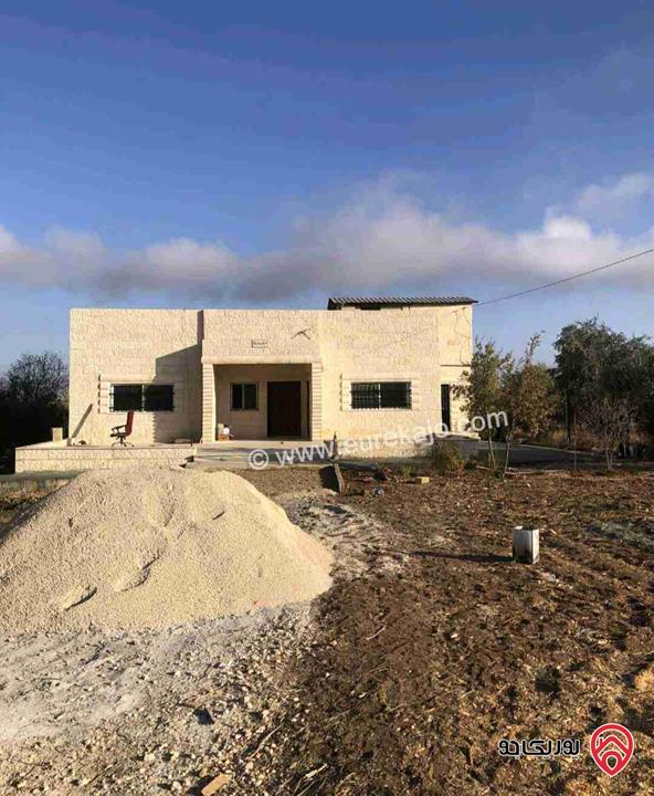 منزل مستقل مساحة 200م على أرض 1 دونم للايجار في اربد - زحر