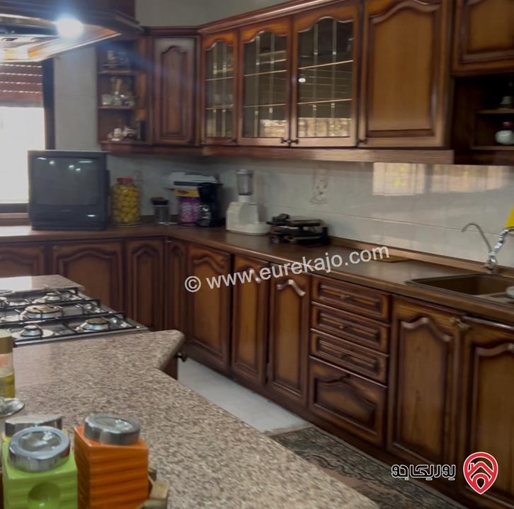 فيلا مساحة 750م على أرض 650م للبيع في عمان - الصويفية
