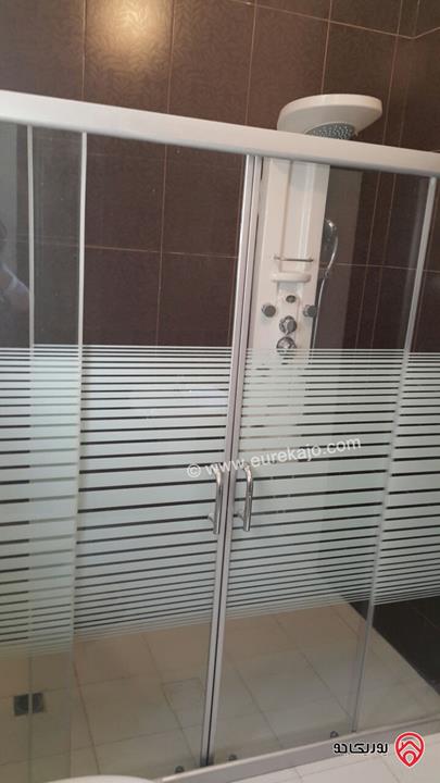 شقة طابق أرضي معلق مساحة 185م للبيع في عمان - الجاردنز