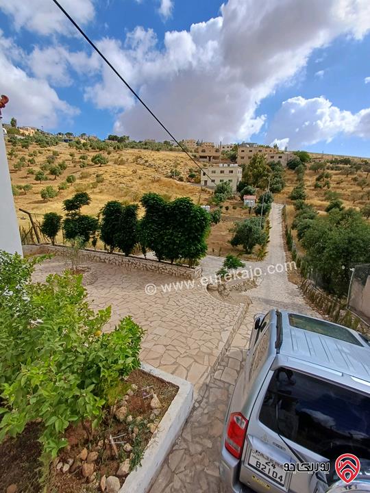 مزرعة مساحة الأرض 2 دونم و 72م عليها بيت ريفي 62م للبيع في الزرقاء - بيرين