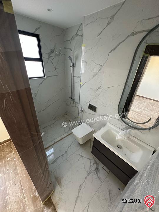 شقة مميزة طابق ثاني مساحة 225م للبيع في عمان - الظهير