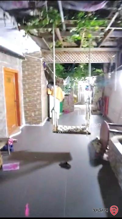 شقة شبه ارضية مساحة 140م داخلي و 120م خارجي للبيع في عمان - ضاحية الاقصى 