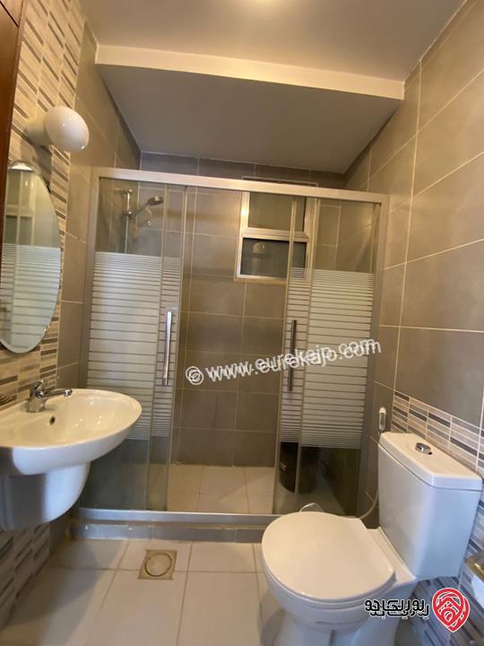 شقة مفروشة مساحة 127م طابق اول للايجار سنوي فقط في عمان - مرج الحمام 