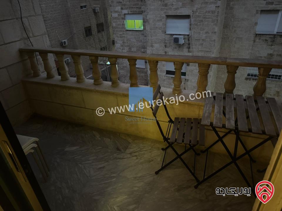 شقة طابق ثالث 140م تشطيب سوبر ديلوكس للبيع في عمان - أم السماق