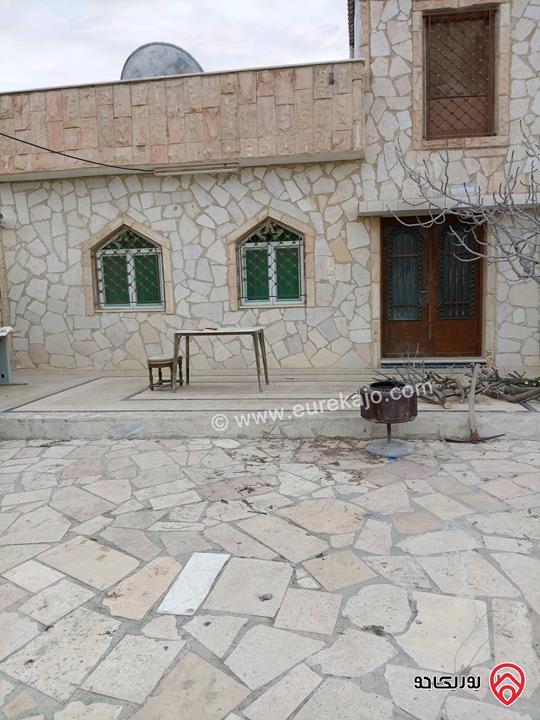 قطعة أرض مساحة 10 دونم و 704م للبيع في الزرقاء - بيرين