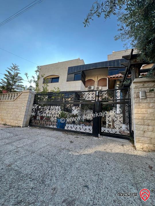فيلا مميزة 3 طوابق للبيع في عمان - طبربور
