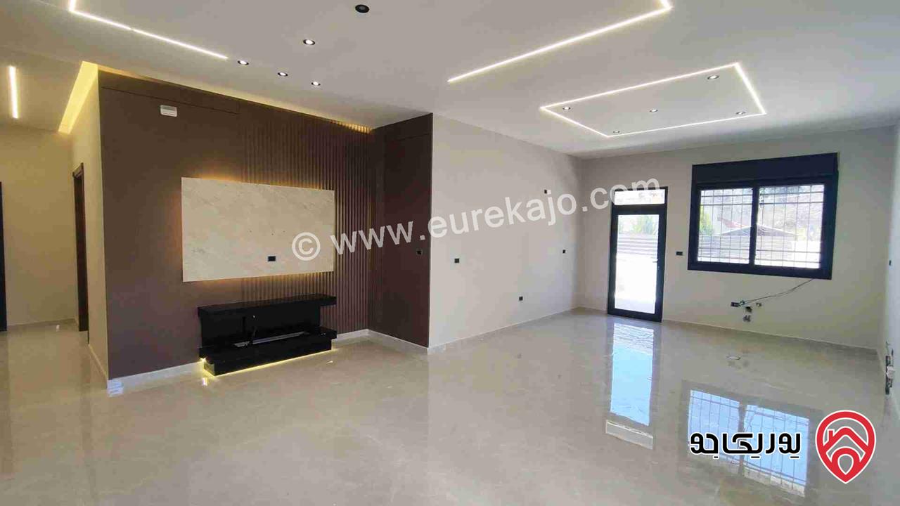 شقة ارضية جديدة مساحة 210م داخلي و 140م خارجي للبيع في عمان - تلاع العلي