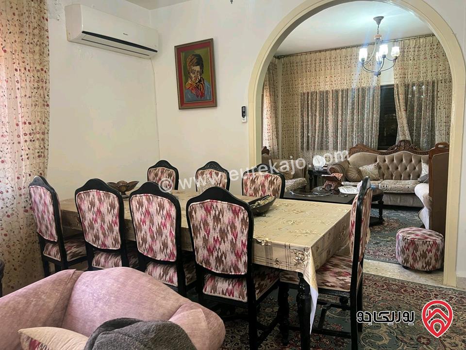 A standalone two-story house with a built-up area of 150 sqm and Size of land 400 sqm for sale in Amman - Dahiyet Alrasheed