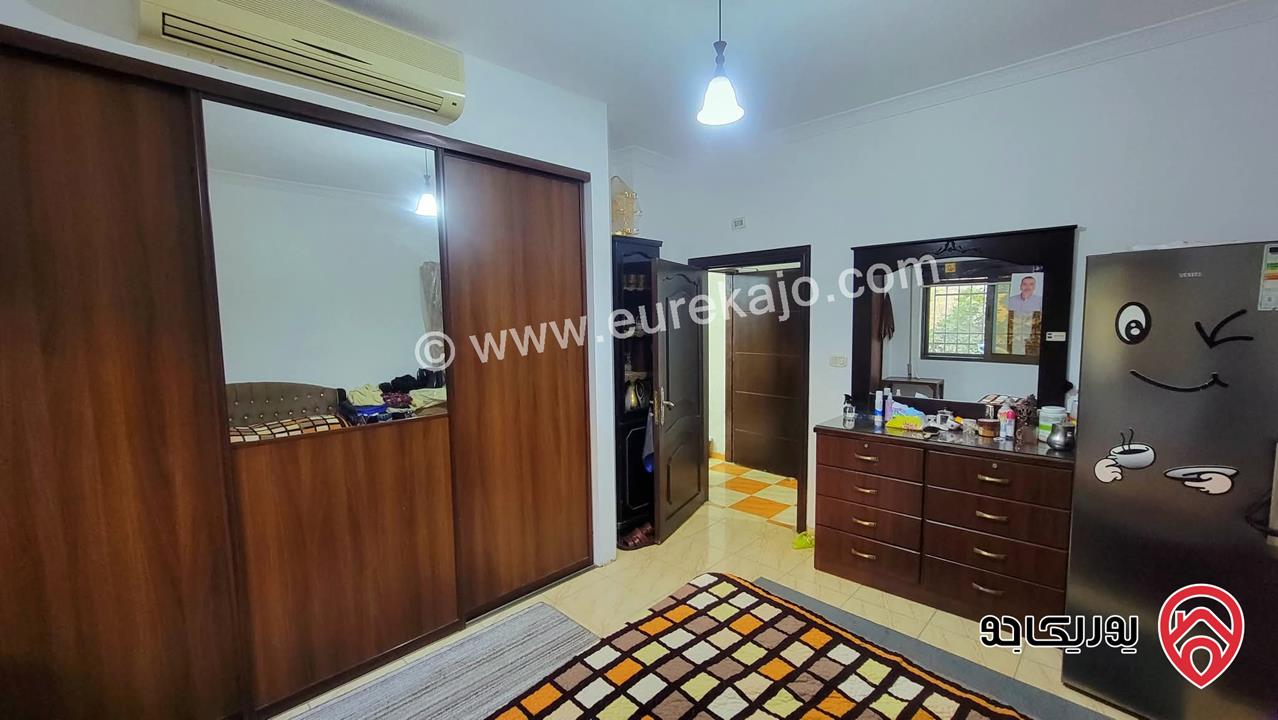 شقة أرضية مساحة 140م داخلي و 32م ترس للبيع في عمان - طبربور 