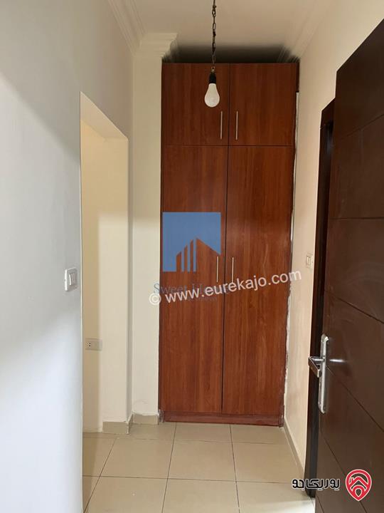 شقة شبه أرضية مساحة 143م داخلي مع ترسات 100م للبيع في عمان - عرقوب خلدا