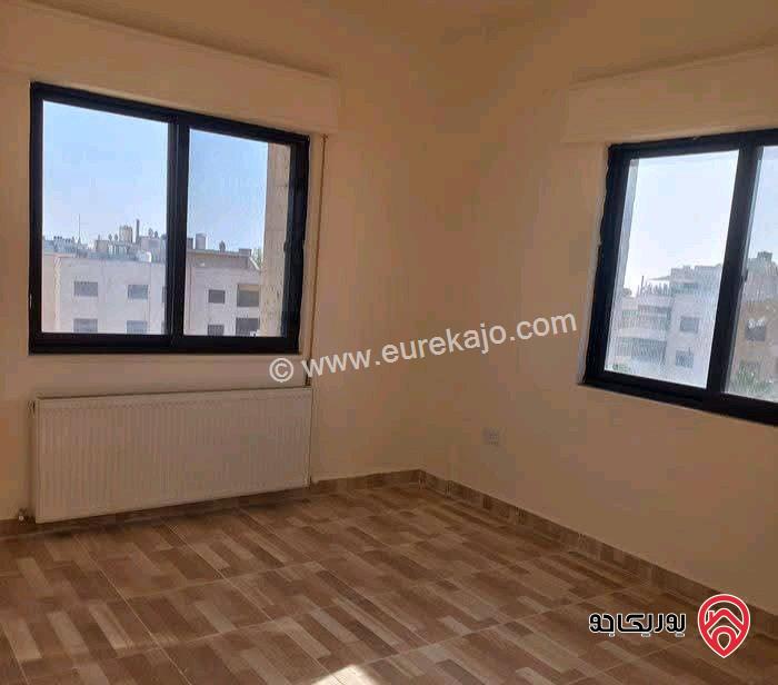 شقة فارغة طابق ثالث مساحة 165م للايجار في عمان - خلدا