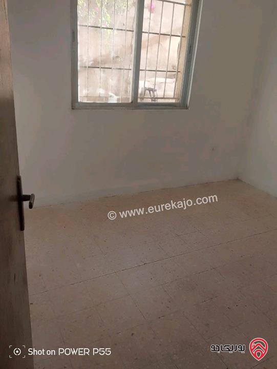 شقة أرضية منفصلة مجددة مساحة 120م داخلي و 50م خارجي للايجار في عمان - ماركا