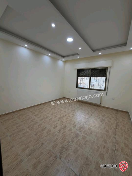 شقة طابق أول مساحة 180م للبيع في عمان - خلدا 