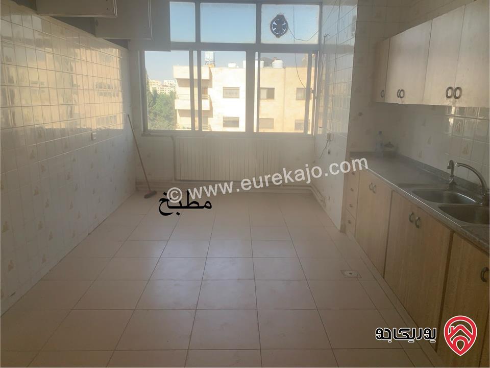 شقة مساحة 190م طابق رابع للايجار في عمان - مرج الحمام