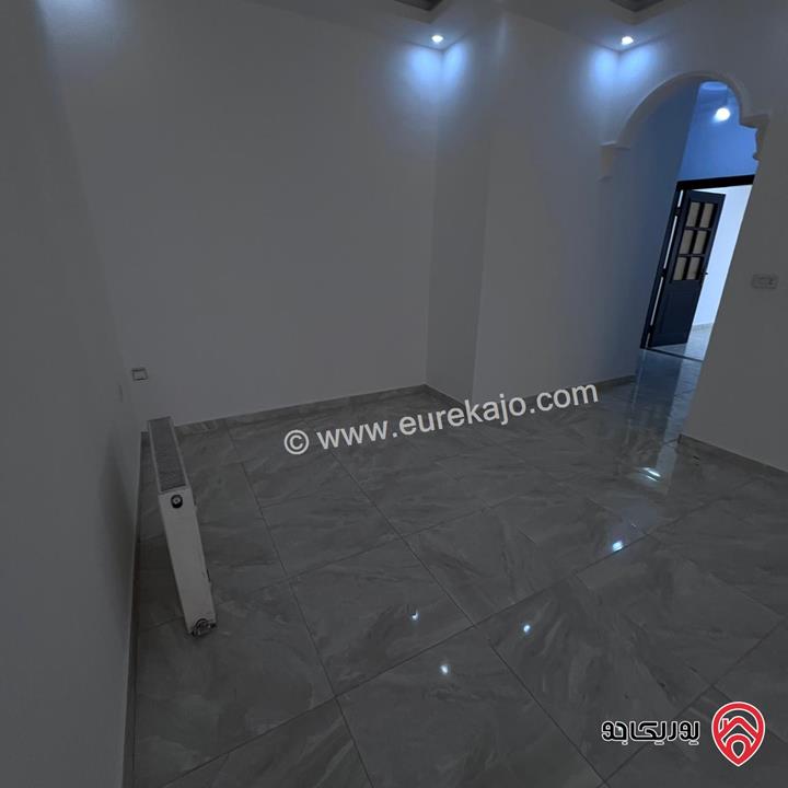 شقة طابق أول مساحة 185م للايجار في عمان - ضاحية الرشيد