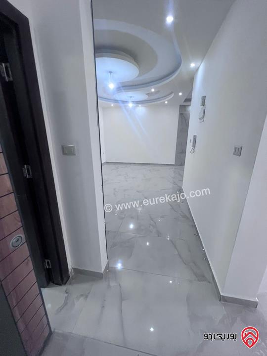 شقق مساحة 165م طوابق مختلفة للبيع في عمان - طبربور 