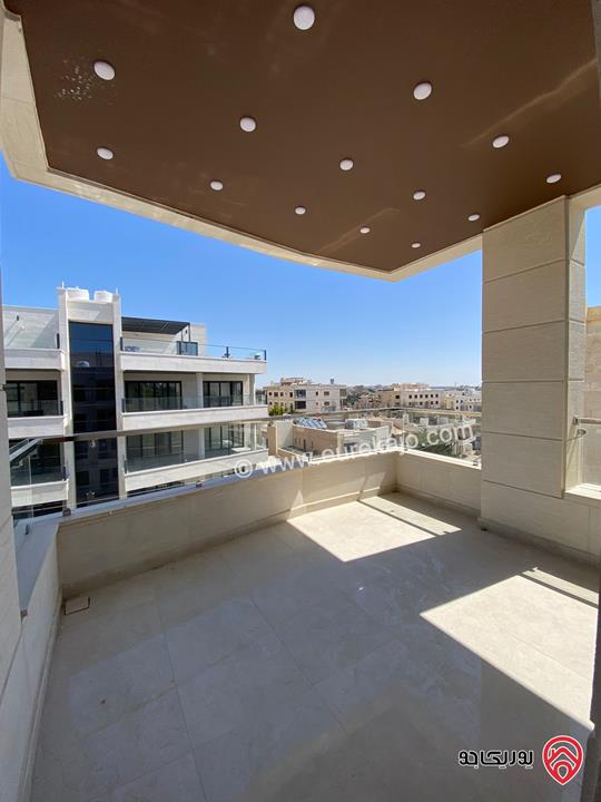 شقة سوبر ديلوكس طابق أول 185م للبيع في عمان - طريق المطار