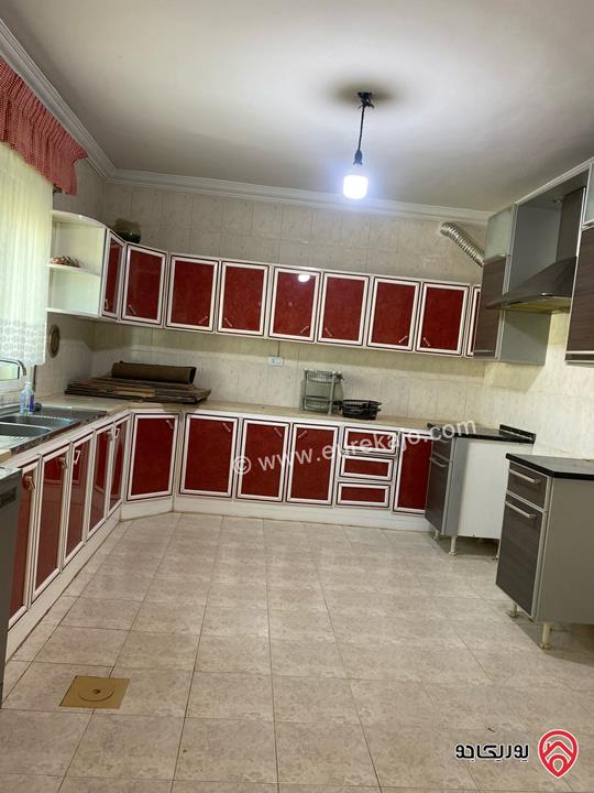 شقة طابق ثاني دوبلكس مساحة 170م للبيع أو للايجار في عمّان - مرج الحمام