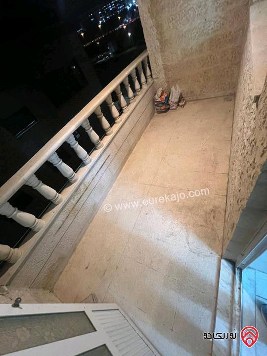 شقة فارغة مساحة 160م طابق ثالث للايجار في عمان - أم السماق