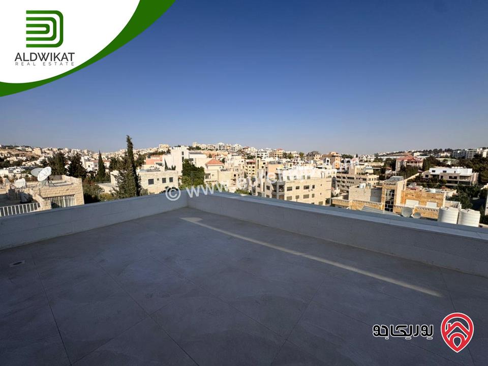 فيلا متلاصقة للبيع في عمان - دابوق مساحة الارض 500م ، البناء 780م ، الحديقة 50م والترس 150م