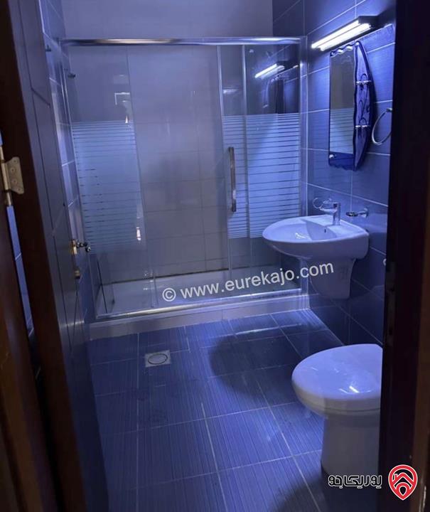 شقة طابق أرضي مساحة 216م داخلي و 110م خارجي للايجار في عمان - عبدون