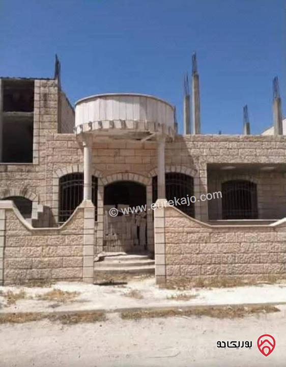 بيت مستقل مساحة 183م على أرض 352م للبيع في مدينة الشرق - الزرقاء  