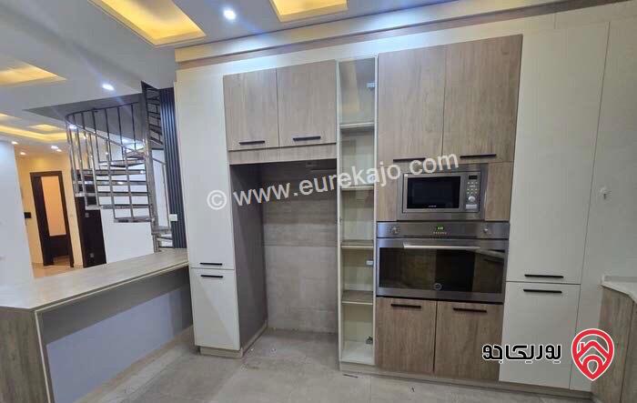 شقة طابق ثالث دوبلكس مساحة 220م للايجار في عمان - ضاحية النخيل