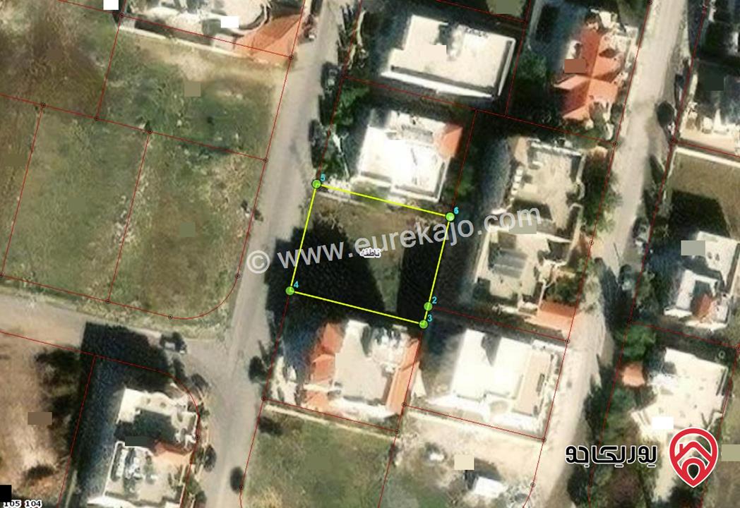 قطعة ارض مساحة 719م للبيع في اربد - ناطفة فروخ - جنوب دوار صحارى و حديقة الاستقلال