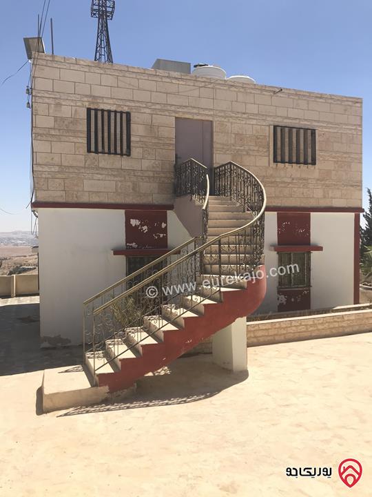 قطعة ارض مساحة 8 دونم و 269م مع بيت ريفي 100م للبيع من المالك مباشرة في الزرقاء - جريبا