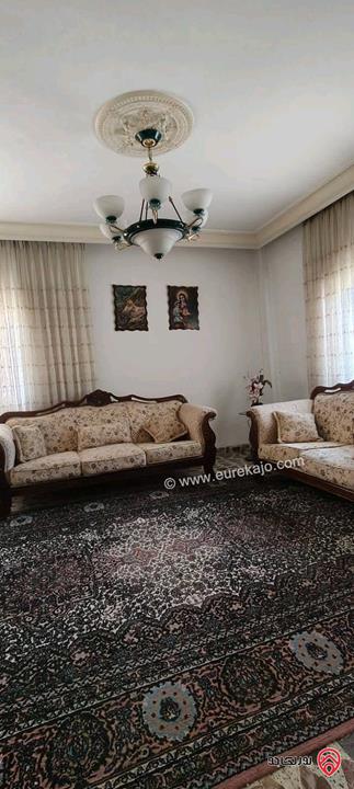 منزل مستقل مساحة 432م على أرض 1 دونم و 339م للبيع في عمان - مقابل كلية حطين موقع مميز على شارعين بسعر مغري جدا 