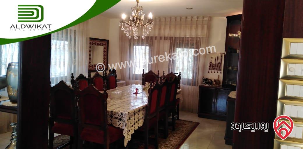 فيلا مستقلة مساحة البناء 950م ومساحة الارض 2338م ومساحة الحديقة 1500م للبيع في ماحص