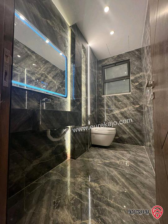 شقة سوبر ديلوكس فاخرة طابق شبه ارضي مساحة 190م داخلي و 70م خارجي للايجار في عمان - دير غبار 