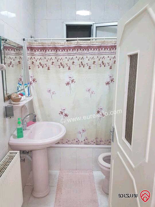 شقة مفروشة طابق اول مساحة 180م للايجار في عمان - الدوار الخامس 