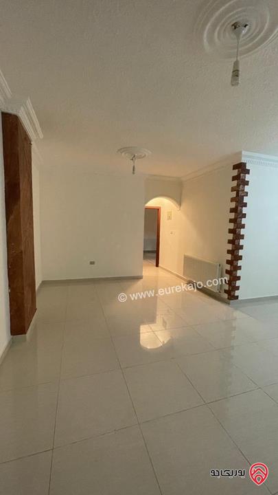 شقة مساحة 150م طابق ثالث للبيع في عمان - المدينة الرياضية