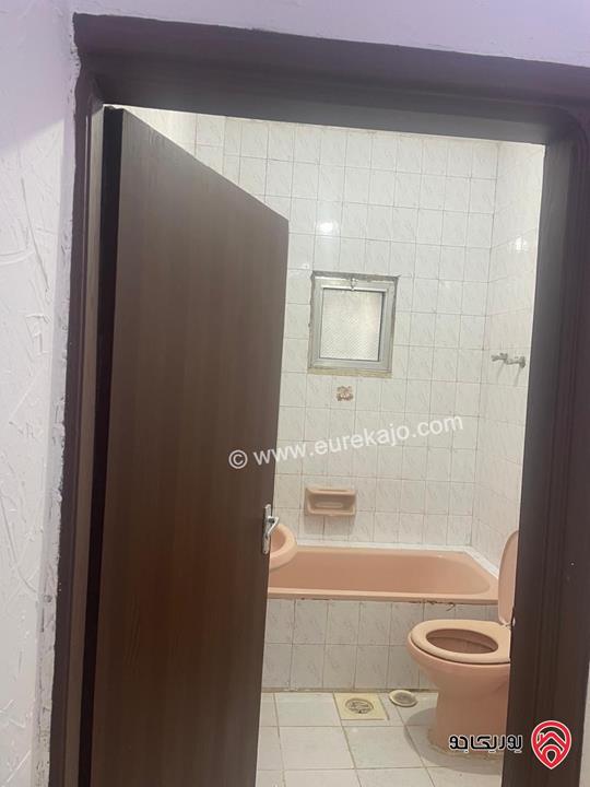 بيت مستقل طابقين على أرض 633م للبيع في الزرقاء - ضاحية الأميرة هيا قرب مسجد خزيمة بن ثابت