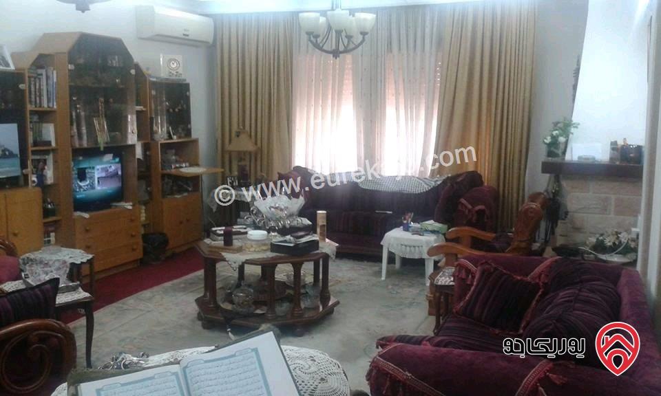 فيلا استثمارية مساحة 627م على ارض 1 دونم و 70م للبيع في عمان - ضاحية الرشيد