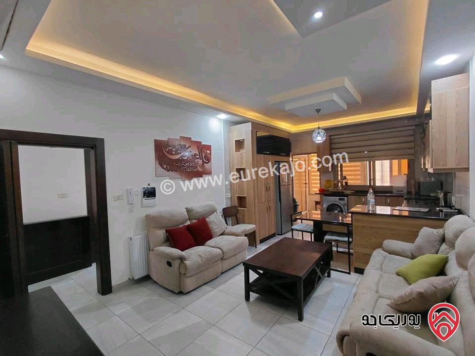 شقة فارغة طابق أول مساحة 150م للايجار في عمان - خلدا 