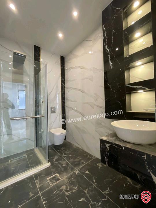 شقة شبه ارضية مساحة 230م للإيجار سوبر ديلوكس في عمان - حي الصحابة 