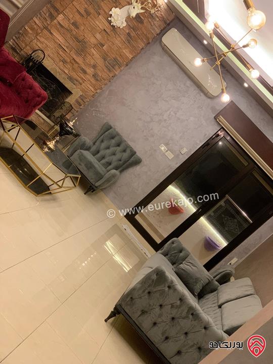 شقة طابق رابع مساحة 400م طابقية للايجار مفروشة في عمان - ضاحية الرشيد