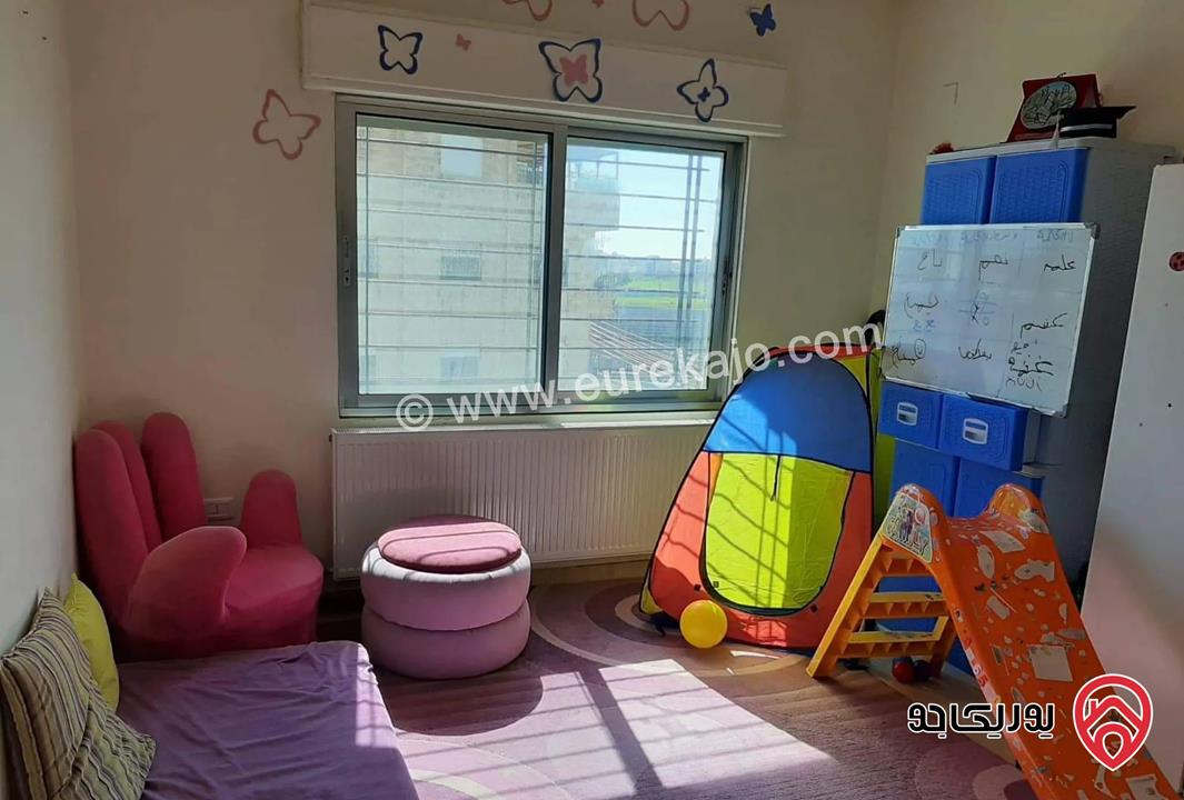 شقة طابق ثالث مساحة 140م للبيع في عمان - حي الصحابة