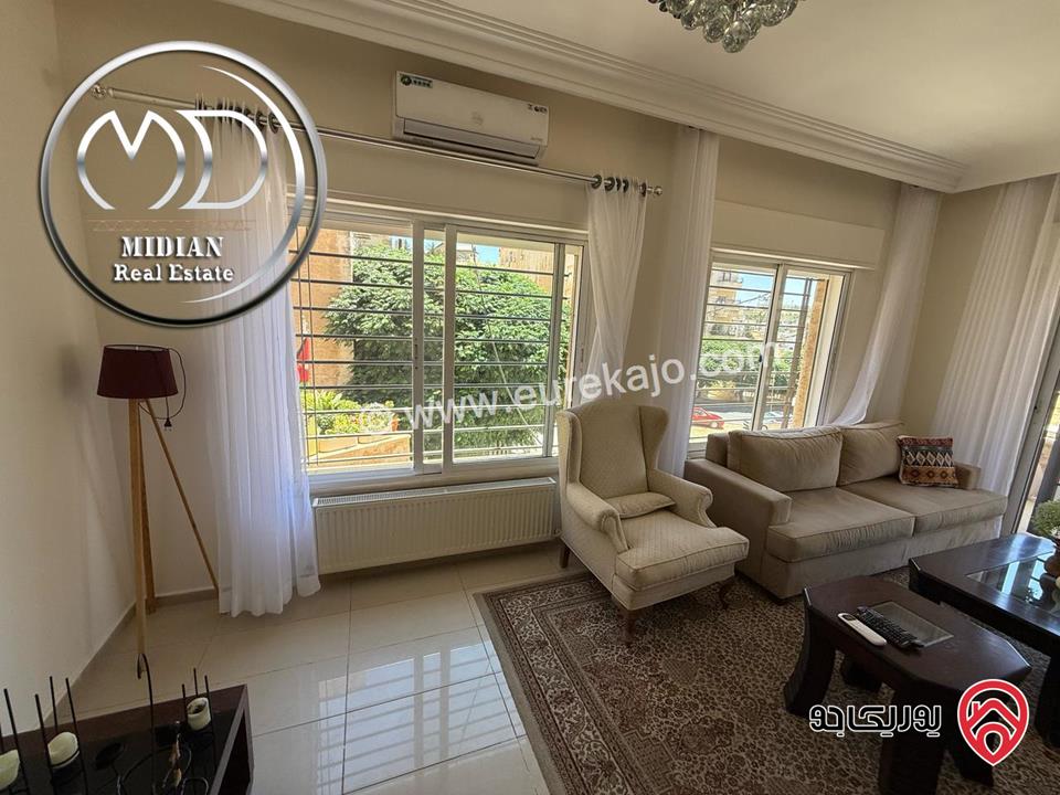 شقة مفروشة للايجار في عمان - ام السماق مساحة 150م طابق ثاني تشطيبات وفرش سوبر ديلوكس اطلالة جميلة بسعر مميز