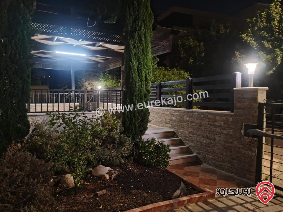 شقة أرضية فاخرة مساحة 300م داخلي و 300م خارجي للايجار في عمان - عبدون