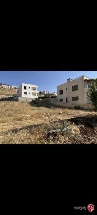 قطعة أرض مساحة 979م للبيع في عمان - صافوط