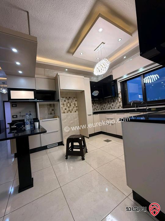 شقة طابق ثاني مساحة 140م للبيع في عمان الغربية - الدوار السابع 