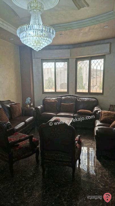 فيلا متلاصقة مساحة 250م على أرض 280م للبيع في عمان - ابو علندا