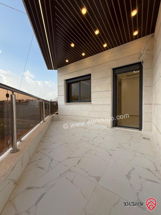 شقة طابق اول مساحة 185 متر سوبر ديلوكس للبيع في عمان - الجبيهة حي المنصور 