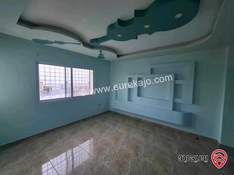 شقة طابق ثاني مساحة 270م للايجار في اربد، حي المهنديسن